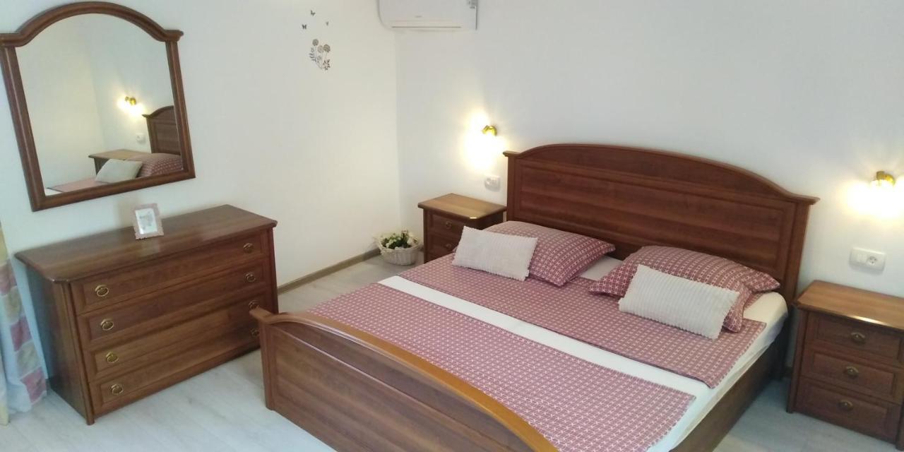 Casa Simeti Appartement Poreč Buitenkant foto